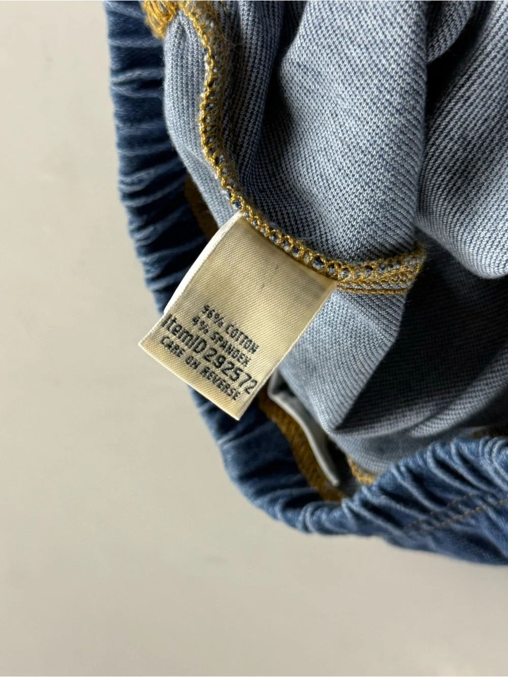 L.L. Bean Straight Leg Blue Denim Elastic Waist Pull-On Jeans Womens M